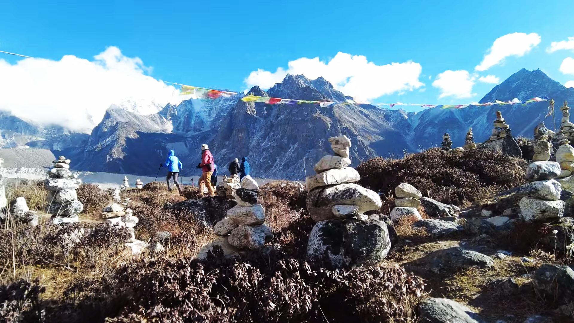 Kanchenjunga Trek  – 22 Days