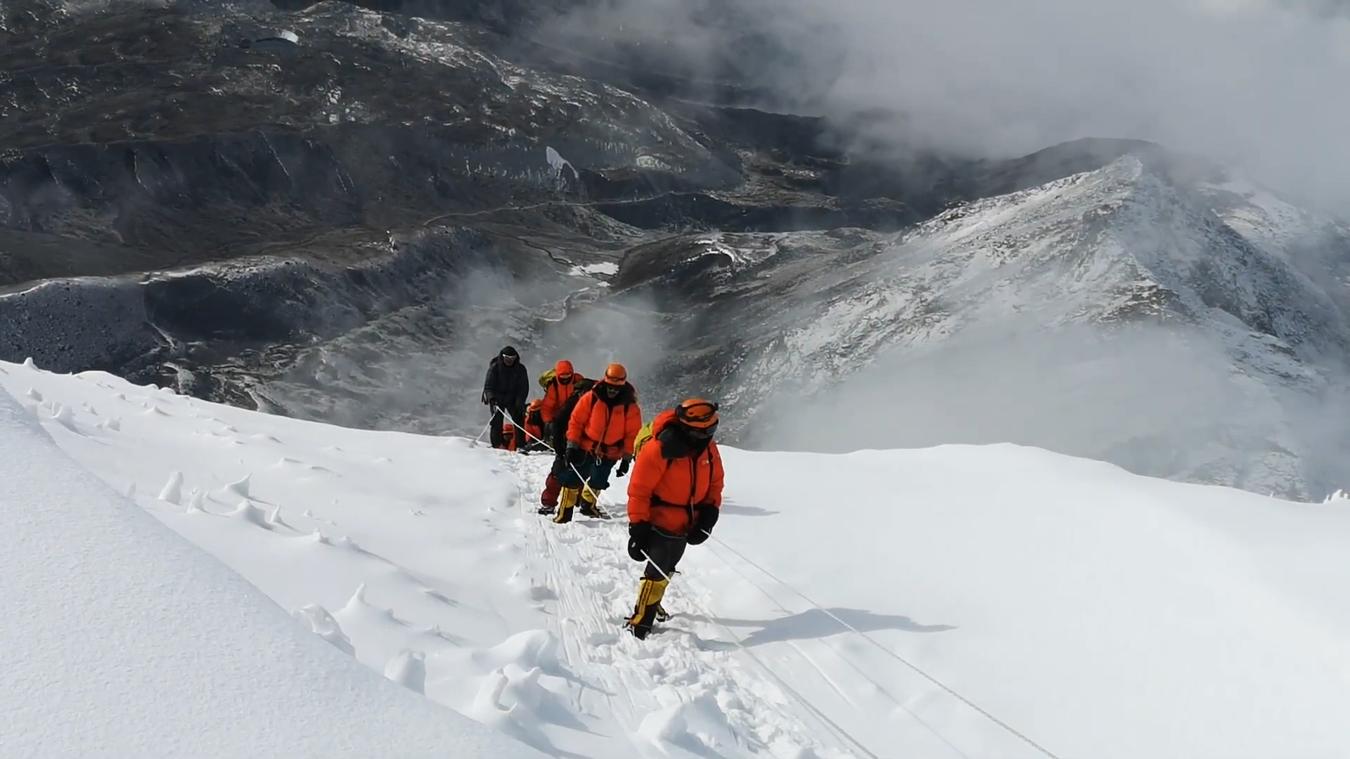 peak climbing nepal lobuche