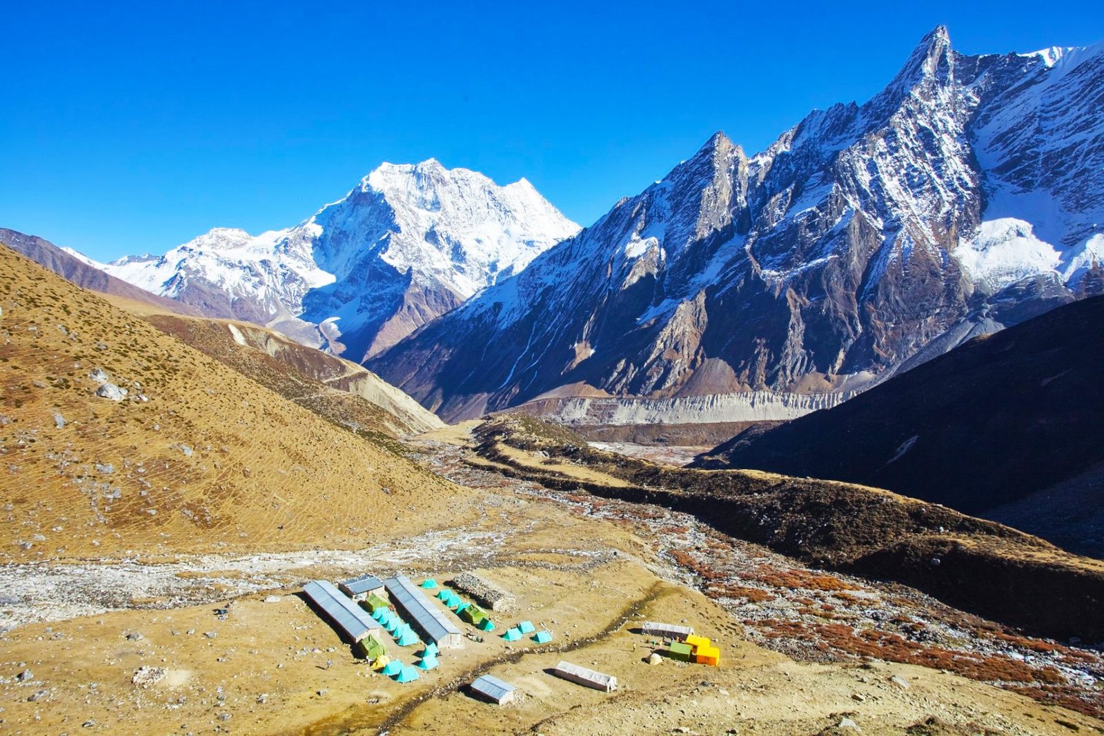 Manaslu Circuit Trek – 18 Days