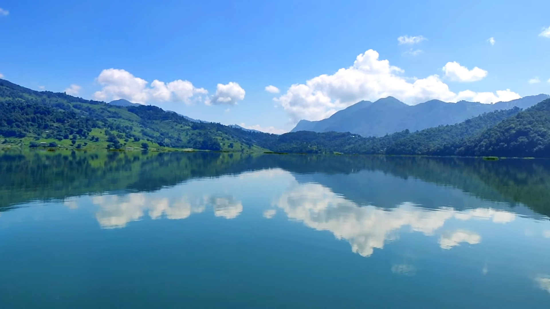 amazing lake nepal