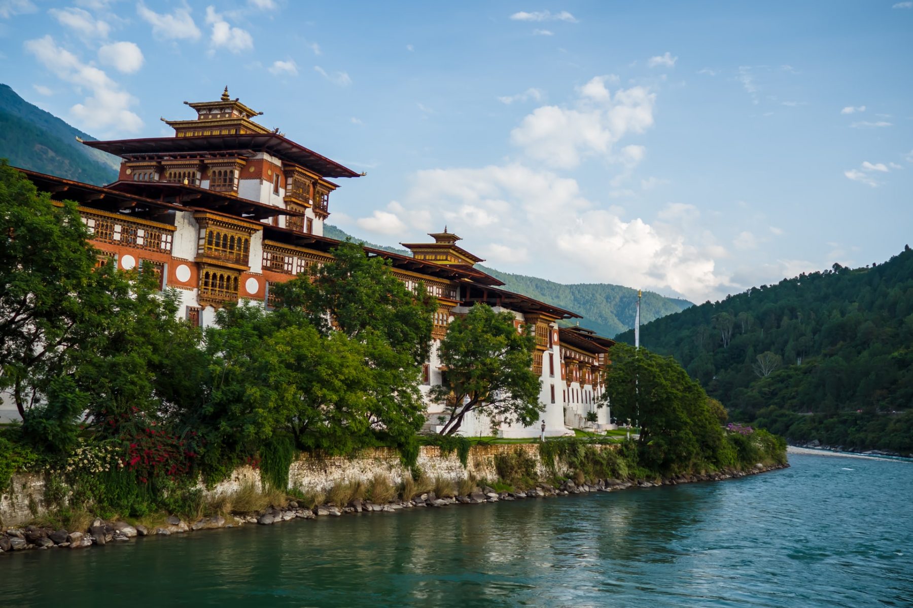 bhutan dzong