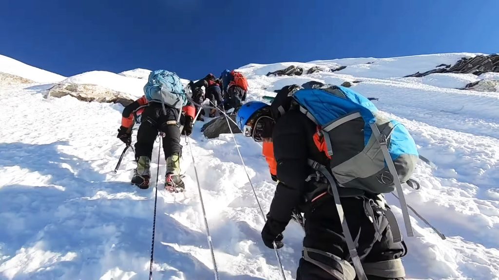best climbing peaks in nepal