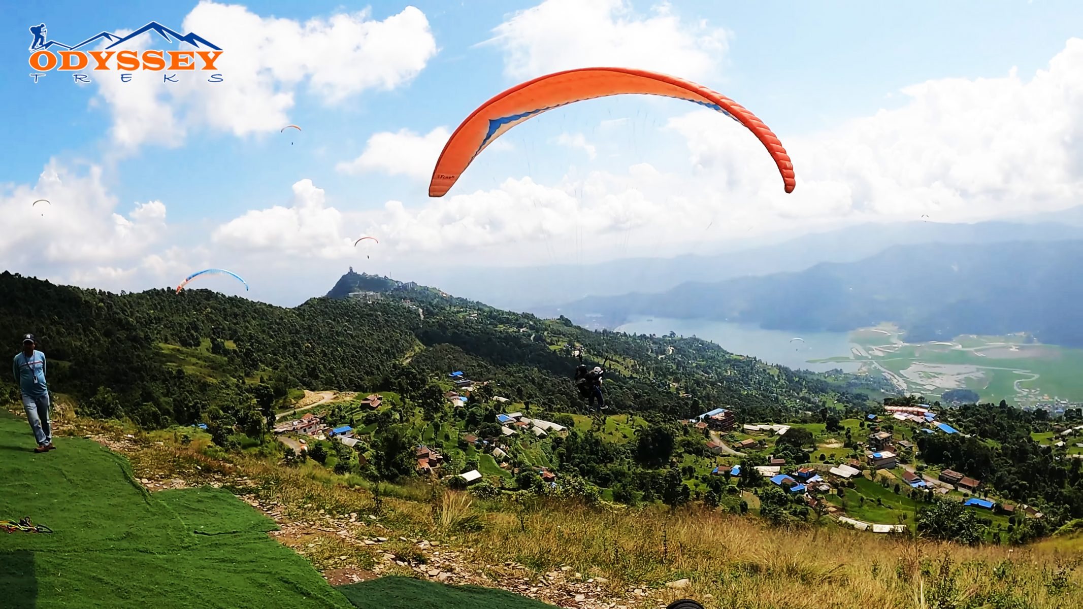 paragliding ii n nepal