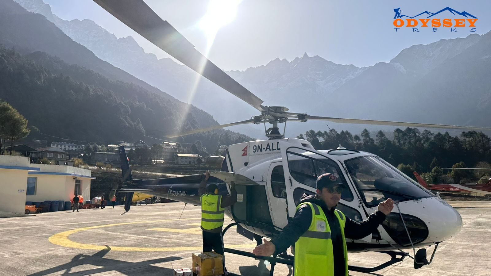 Luxury Everest Trek by Heli 
